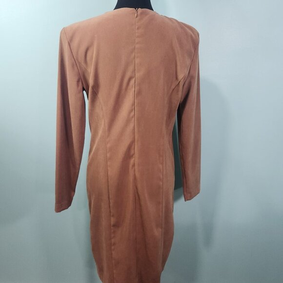 Helene Blake Dress Size 8
Lot K - Picture 2 of 9